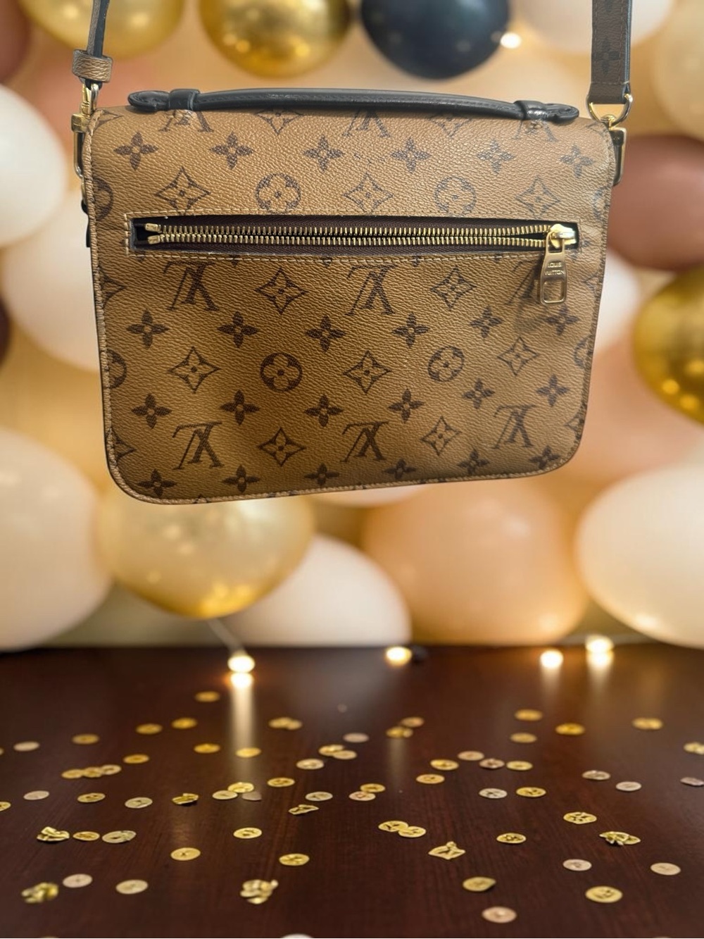 Louis Vuitton Pochette Métis MM Reverse Monogram M44876 - Picture 2 of 12